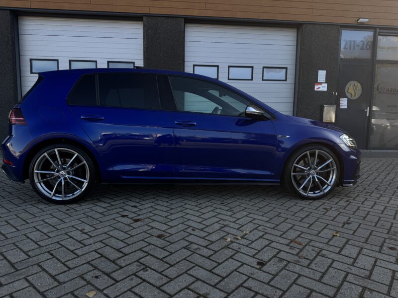 Golf R 4 Motion
