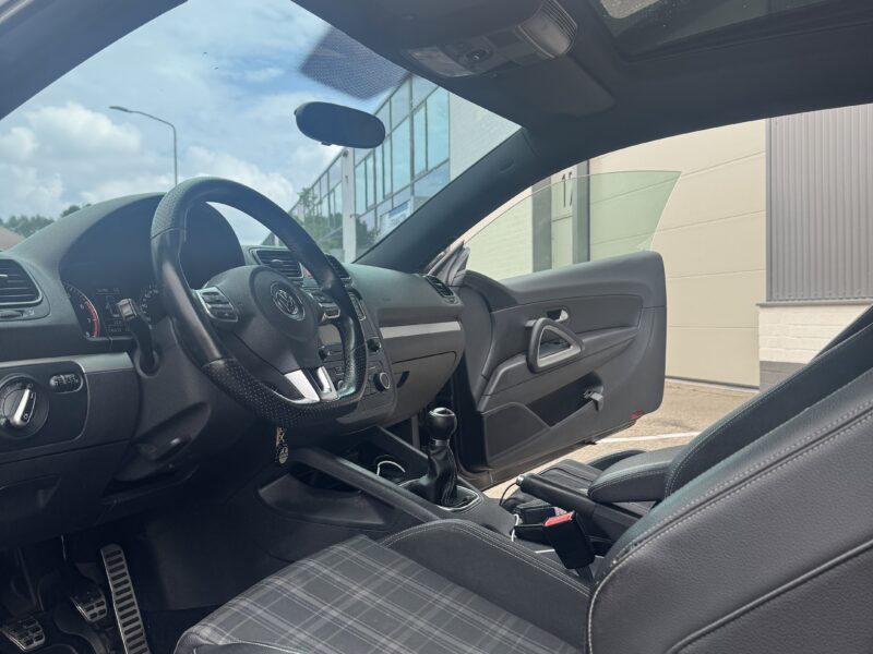 Volkswagen Scirocco 1.4 tsi 160pk
