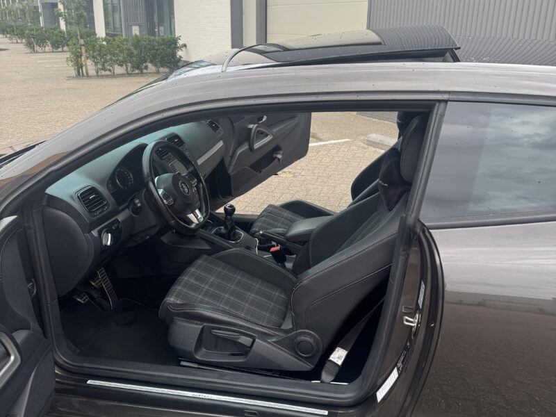 Volkswagen Scirocco 1.4 tsi 160pk