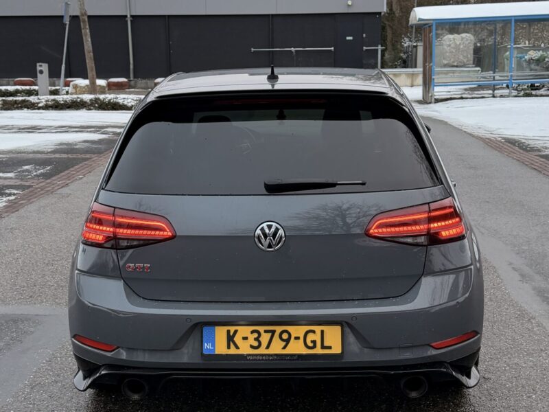 GOLF 7.5 GTI TCR AKRA