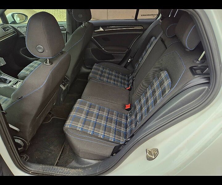 VW Golf 7 GTE 2016