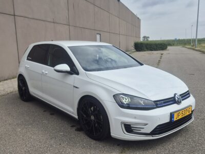 VW Golf 7 GTE 2016