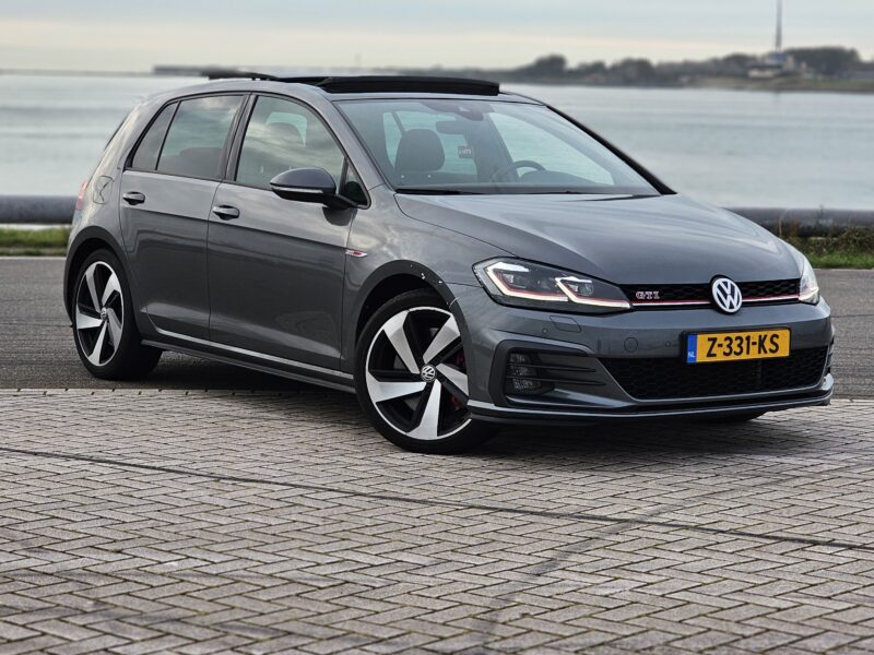Zeer nette en strakke golf gti