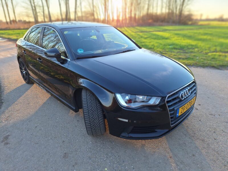 Audi A3 1.6TDI LIMOUSINE
