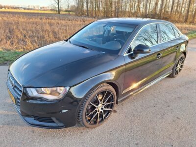 Audi A3 1.6TDI LIMOUSINE
