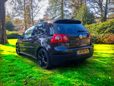 Volkswagen Golf 5 GTI - 300PK