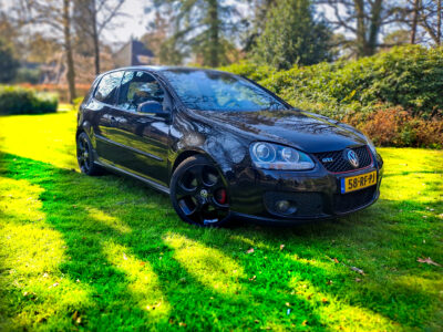 Volkswagen Golf 5 GTI - 300PK
