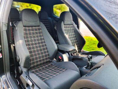 Volkswagen Golf 5 GTI - 300PK