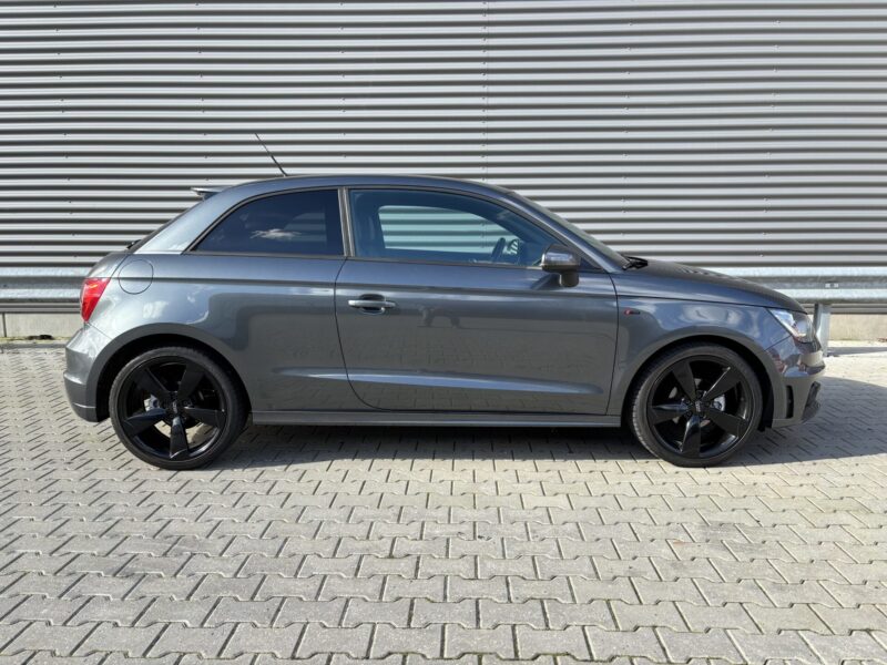 Audi A1 S-line 1.2TFSI 2012