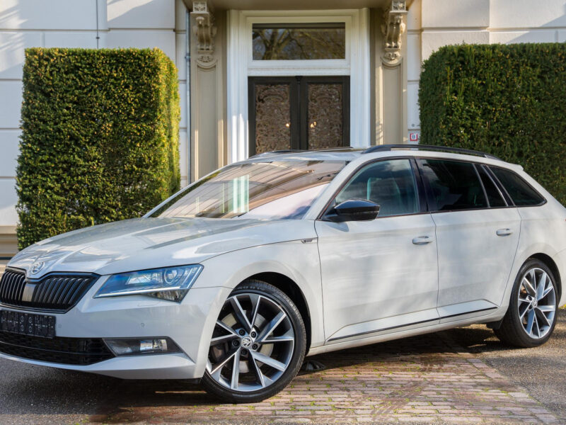 Škoda Superb Combi 2.0 TSI