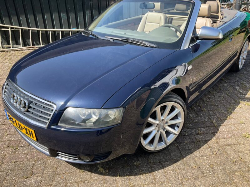 Audi A4 2.4 V6 Cabrio